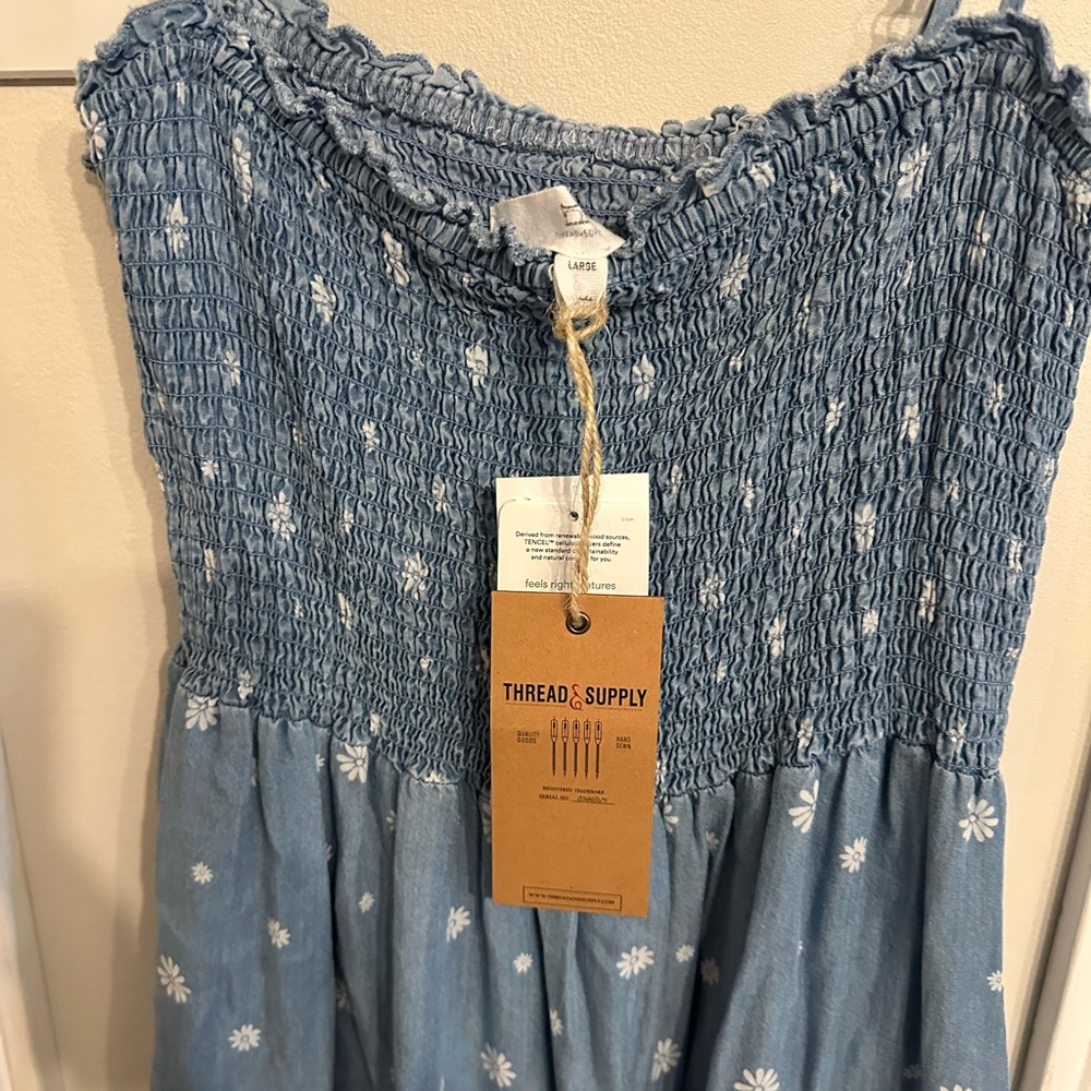 Blue Smocked Maxi Dress with White Floral Pattern By Thread Supply - Picture 3 of 3
